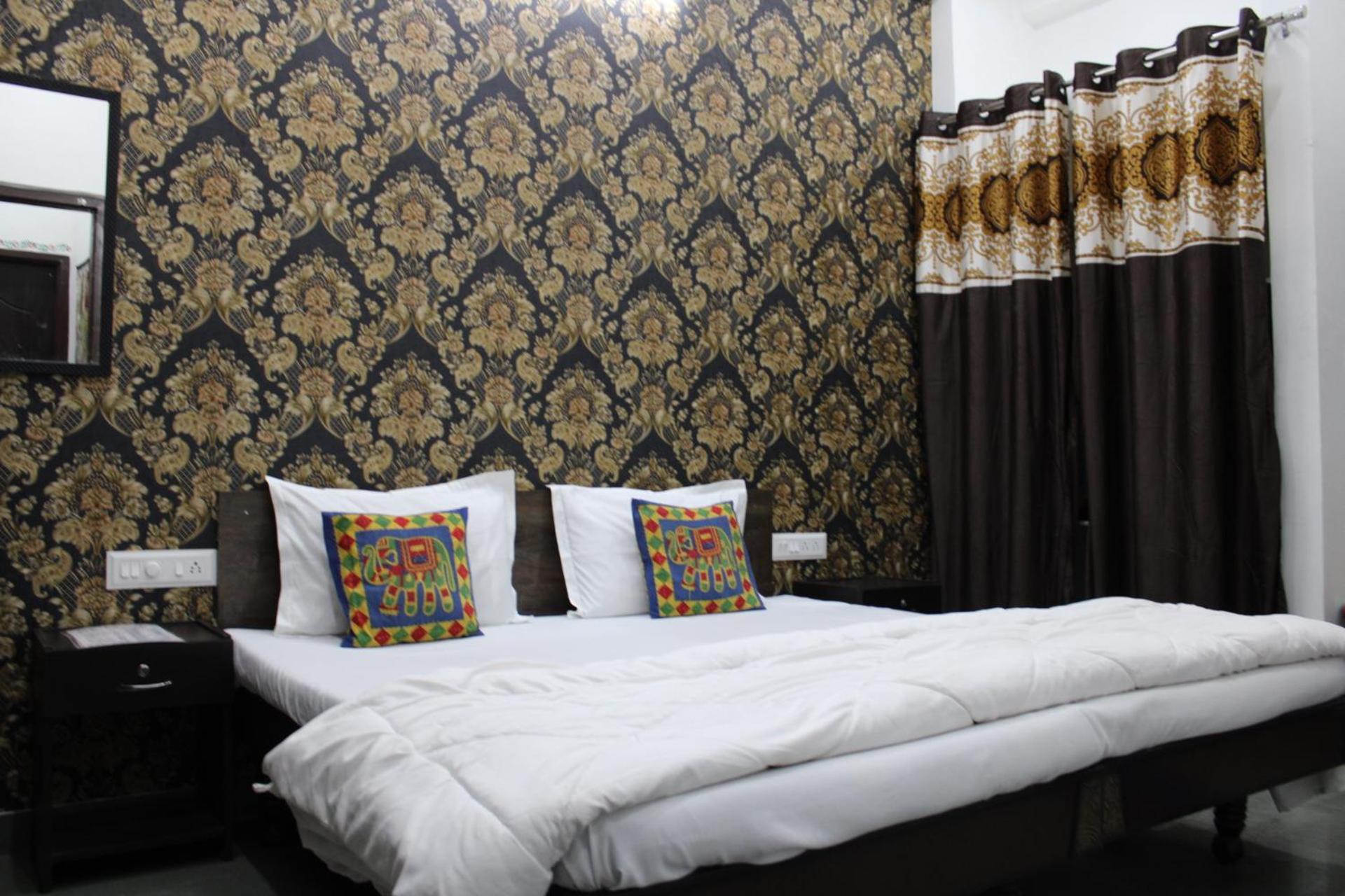 Hill Paradise Home Stay Udajpur Zewnętrze zdjęcie